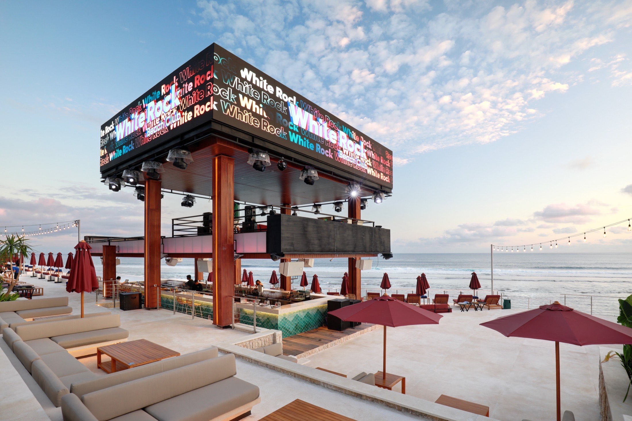 White Rock Beach Club, Bali